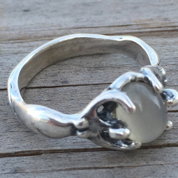 Egyptian Moon Goddess ring .925 Sterling Silver w/ genuine Moonstone made in USA - Picture 11 of 13